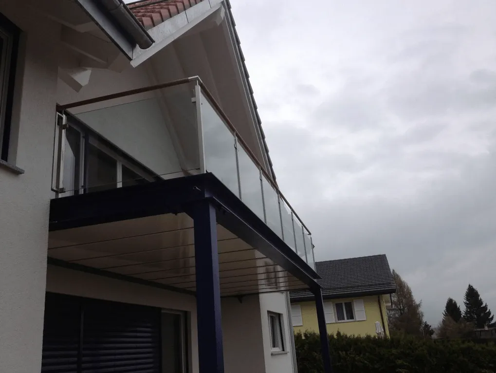 Balcon et terrasse en métal sur mesure — Charrière SA — photo 6