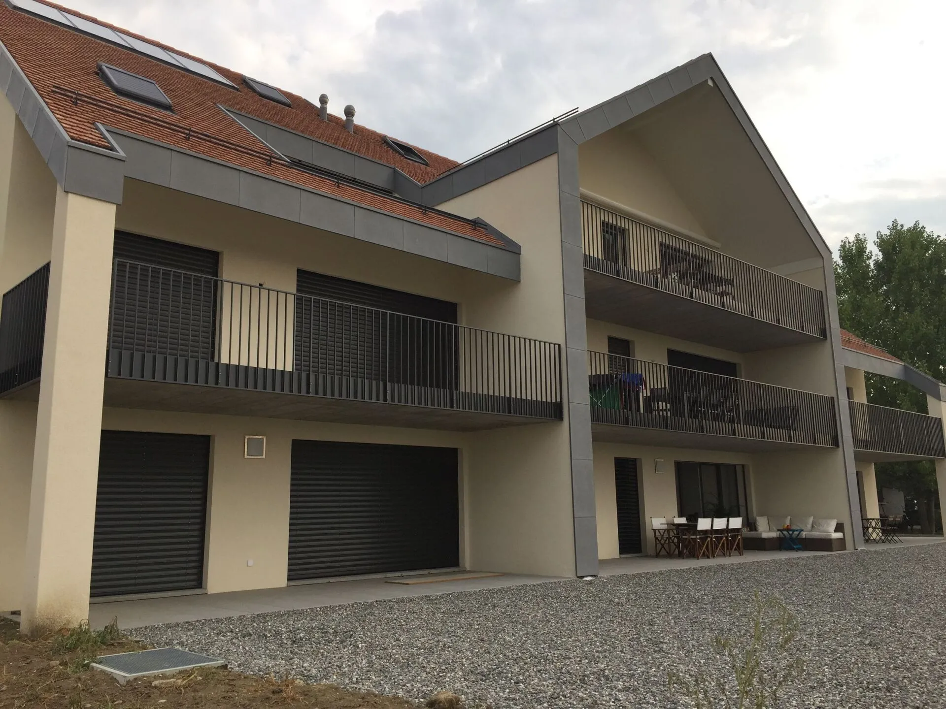 Balcon et terrasse en métal sur mesure — Charrière SA — photo 8